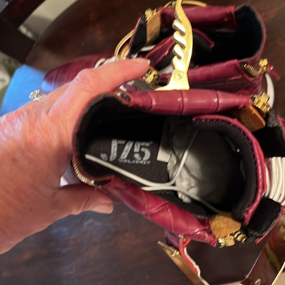 NWOT J75 by Jump Men's Zeus High-top Leather Sneaker with metal strap, size 9 - Picture 12 of 15